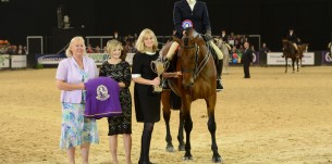 Nikki Johnson Diamond Roulette Hunter and Champion Credit ES Photography