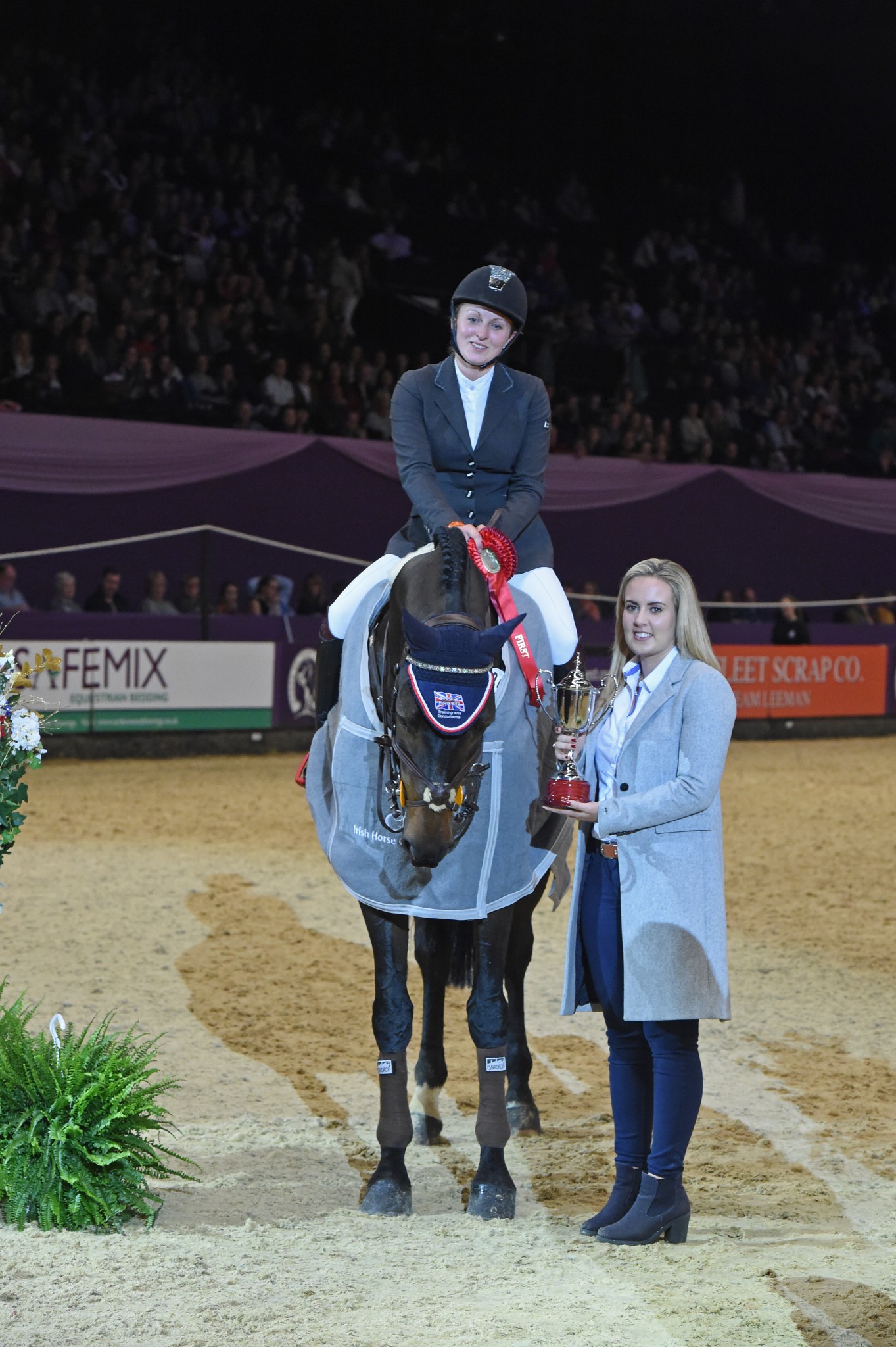 International Show Jumping sponsored by Irish Horse Gateway 1 - Louise Saywell takes the title in the Irish Horse Gateway sponsored International Showjumping class
