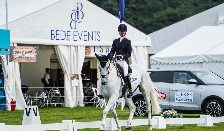 Willa Newton Dressage osb 750x440 - Osberton International