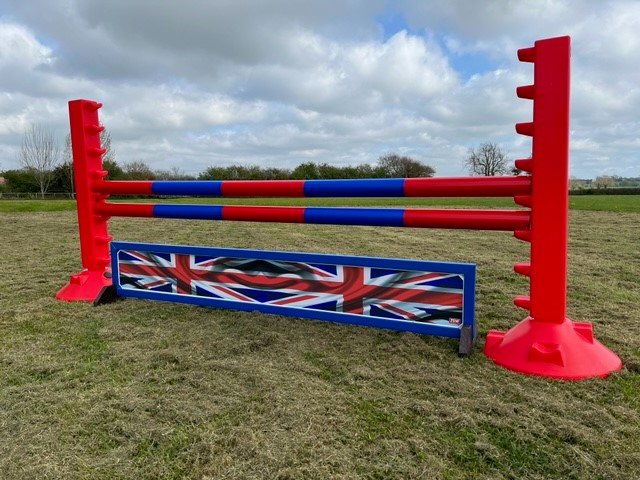 JSW 4 Jumps have created three exclusive Jubilee Jump sets! JUB 11CUP3 - JSW 4 Jumps have created three exclusive Jubilee Jump sets!
