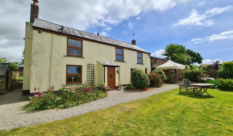 Farmhouse 750x440 - 13.5 Acre Equine Facility with Detached Farmhouse